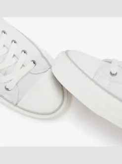 Baskets chaussures en textile tendance en matière douce pour un confort optimal