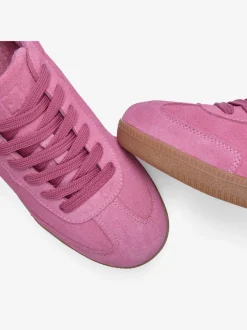 Baskets sneakers tendance en cuir de qualité