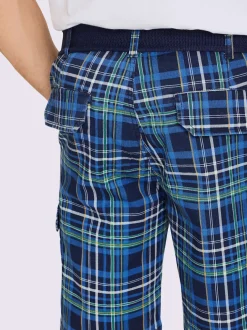 Bermuda livré avec ceinture