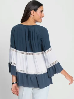 Blouse viscose avec empiècements dentelle et col rond manches trois quarts