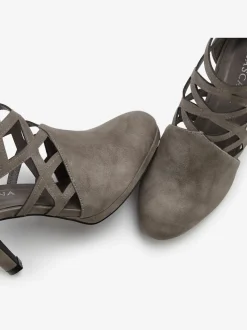 Bottines d'été avec petites découpes tendance