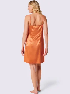Chemise de nuit satin