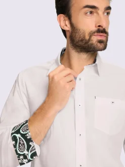 Chemise à manches longues nombreux détails mode