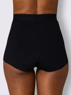 Culotte gainante légèrement gainant