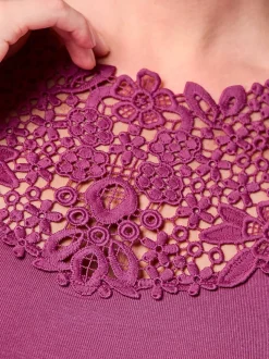 Débardeur femme empiècement broderie anglaise