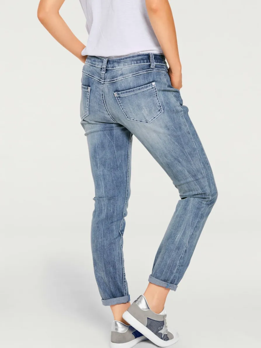 Jean boyfriend coupe droite