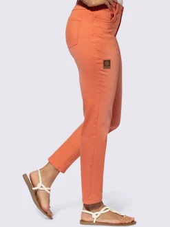 Jean 5 poches qualité coton doux sur la peau