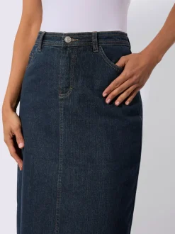 Jupe en jean qualité coton extensible indéformable
