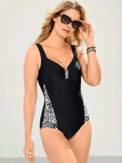 Maillot de bain bon. b, c, d