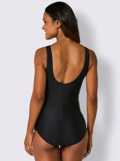 Maillot de bain bon. b, c, d