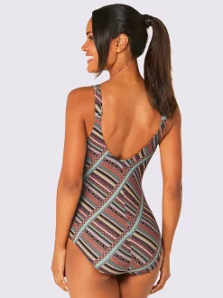 Maillot de bain bon. b, c, d, e