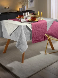 Nappe existe en ronde et ovale