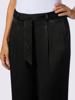 Pantalon livrée avec la ceinture à nouer