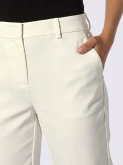 Pantalon plissé plis repassés, effet affinant