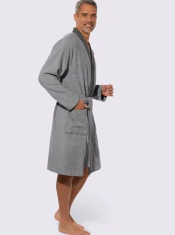Peignoir pour homme livrée avec la ceinture à nouer