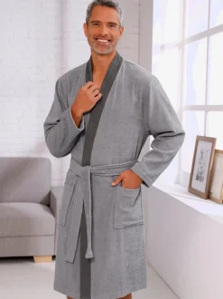 Peignoir pour homme livrée avec la ceinture à nouer