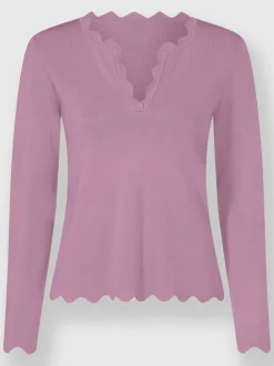 Pull en tricot fin bords ondulés élégants