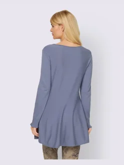 Pull long légèrement évasé en tricot fin avec col rond