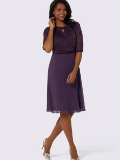 Robe en dentelle qualité tissée