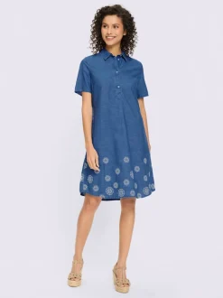 Robe en jean superbe broderie florale