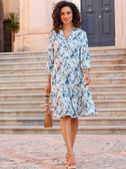 Robe imprimée à fleurs en viscose fluide et col en V