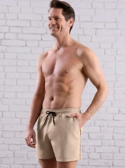 Short de bain jusqu'à la t. 10
