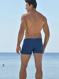 Slip de bain jusqu'à la t. 8