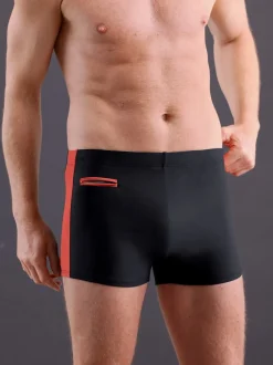 Slip de bain jusqu'à la t. 10