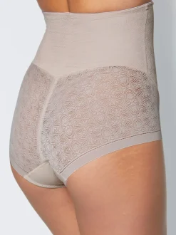 Slip gainant effet moulant
