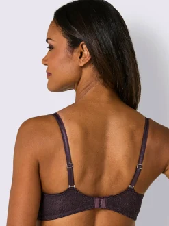 Soutien-gorge à armatures bon. b, c, d, e
