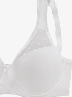 Soutien-gorge à armatures (sans garnissage) avec effet minimiseur