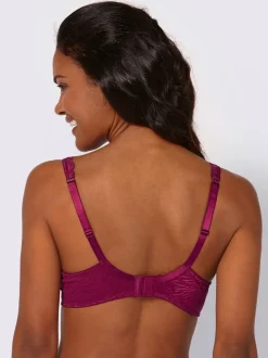 Soutien-gorge à coques avec armatures
