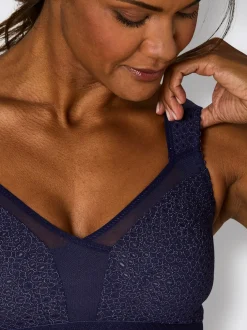 Soutien-gorge large sans armatures bon. b, c, d, e