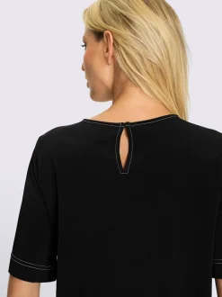 T-shirt coutures contrastées