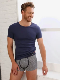 T-shirt homme simple près du corps confortable