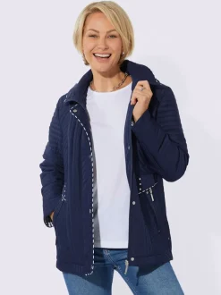 Veste à capuche et piquage sur les côtés