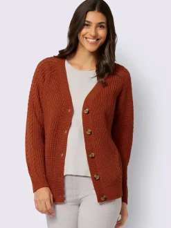 Veste en tricot manches raglan avec joli motif torsadé