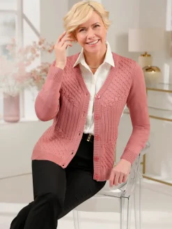 Veste en tricot superbe motif tricoté