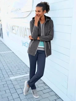 Veste polaire à capuche zippée et poches zippées